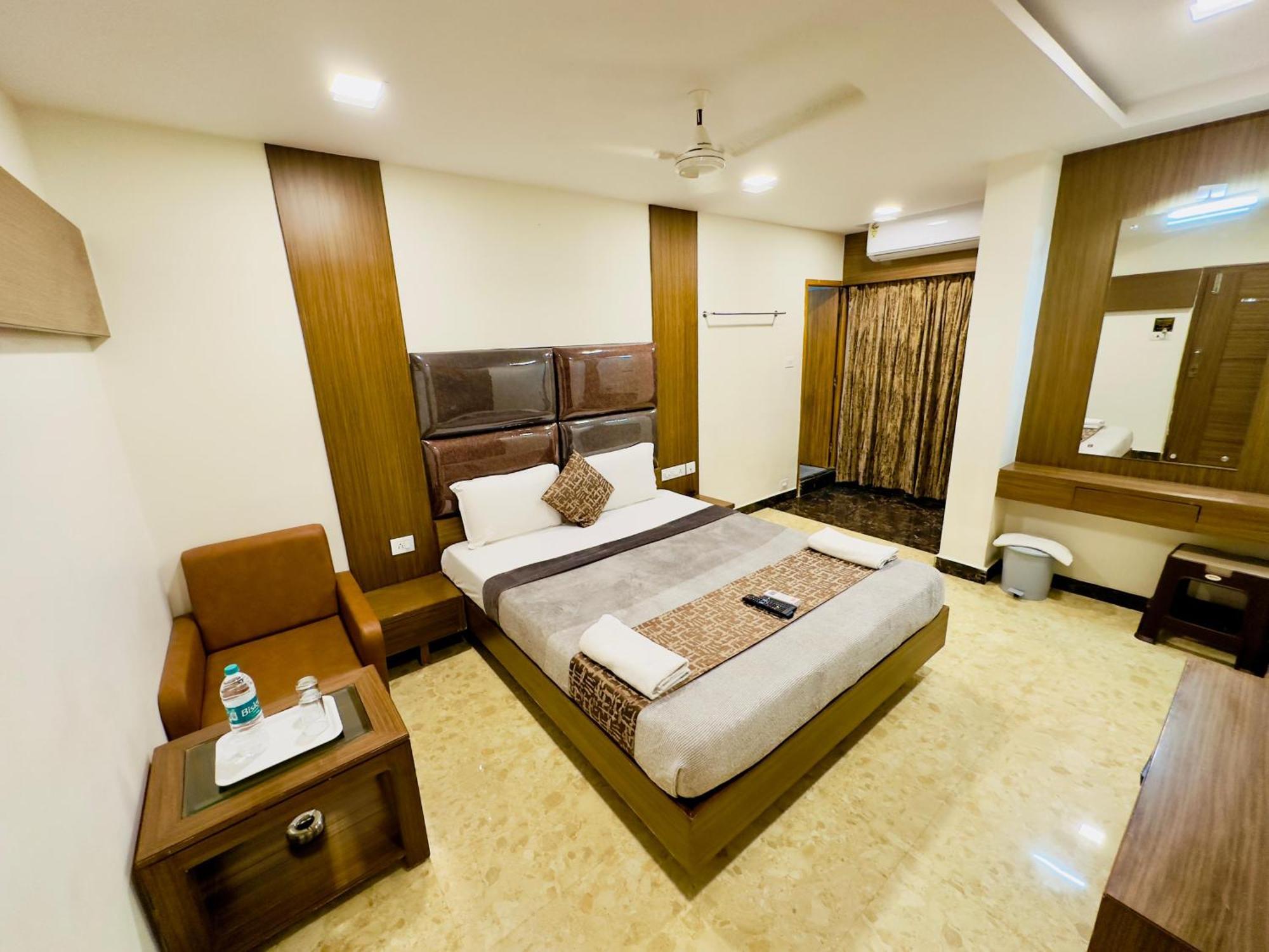 Sheraton Grande At Puratchi Thalaivar Dr Mgr Central Railway Station Chennai Extérieur photo